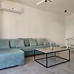 In 003
