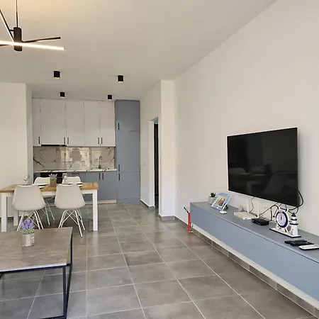 Апартаменты In 003 Саранда